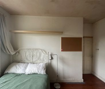 Room in a Shared House, Collingwood Road, M19 - Photo 5