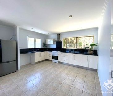 Available now - Photo 6