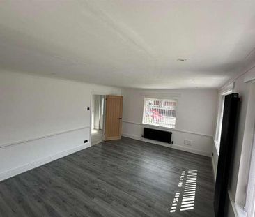 Ormskirk Road, Rainford, St Helens, WA11 - Photo 3