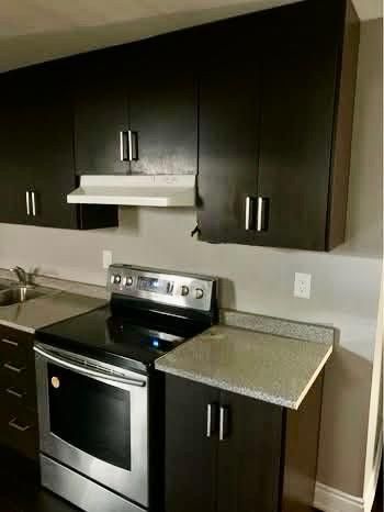 For Lease - 5 Lockport Crescent, Brampton, Ontario - Photo 5