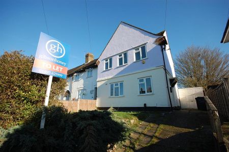 3 bedroom semi-detached house to rent - Photo 5