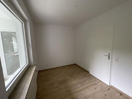 Modernisierte 4 ZKB-Balkon-Wohnung in Oldenburg-Bürgerfelde - Foto 2