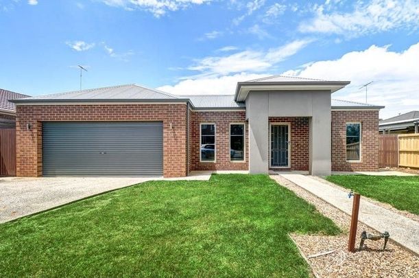 79 Fogarty Avenue, Highton - Photo 1