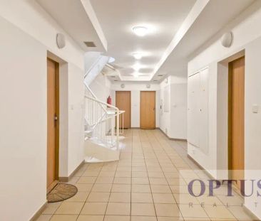 P5 Košíře, ul. Naskové, moderní nezař. byt 3 + k. k., balkon, 90 m - Photo 1