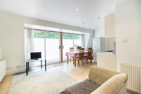 1 bedroom flat to rent - Photo 2