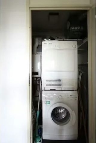 Carrer dEntença, Barcelona, Catalonia 08015 - Photo 5