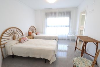 Villa de Lujo en Primera Línea de Playa en Cala Capitán