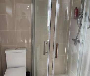 3 bedroom terraced house to rent - Photo 6