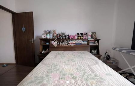 Sobrado com 5 quartos e 175m² para alugar em Jardim Guarará, Santo André. - Photo 2