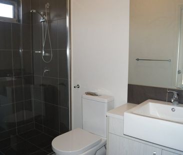 2/3 Gardenia Grove, Norlane Vic 3214 - Photo 6