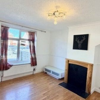 Porters Avenue, RM9 4LX, Property for rent - Photo 1