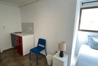 Carrer San Edesio, Manises, Valencian Community 46940