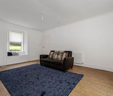 3 bedroom detached house to rent - Photo 2