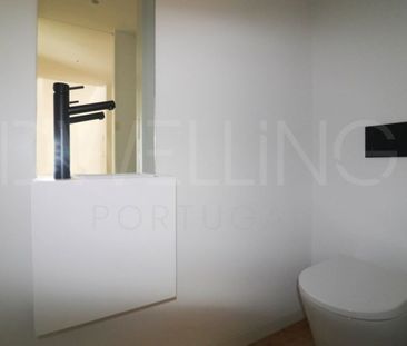 2 room luxury Apartment for rent in Lisbon - Photo 2