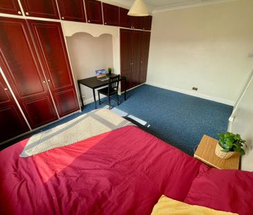 8 bedroom house share to rent - Photo 1