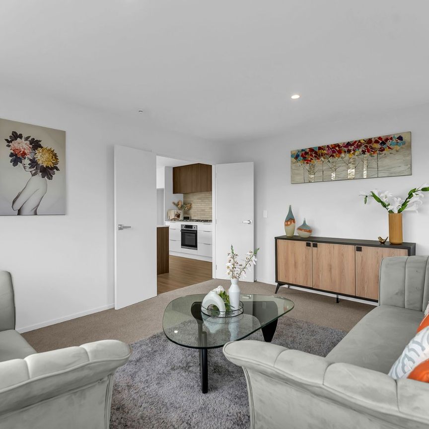 Family home in Pokeno - Photo 1