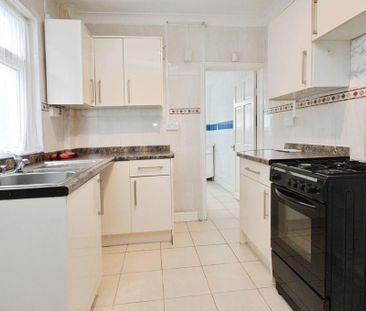2 bedroom property to rent - Photo 4