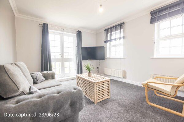 24 Phoenix Boulevard - Photo 1