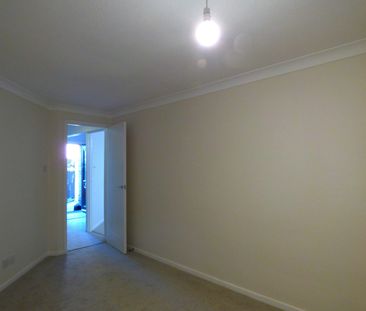 Flat to rent on - Photo 5
