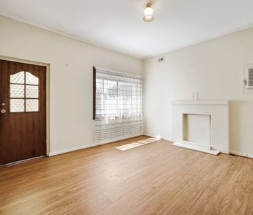 37 Hanson Rd, Woodville North SA 5012 - House For Rent | Domain - Photo 3