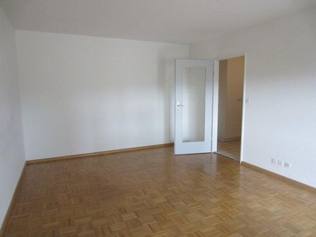Schöne 3.5-Zimmerwohnung zu vermieten - Photo 2