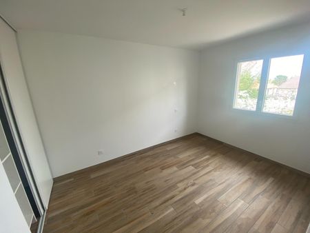 Maison 4 pièces à louer Montbrison - 42600 / Réf: 156 - Photo 2