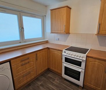 2 bedroom maisonette to rent - Photo 6