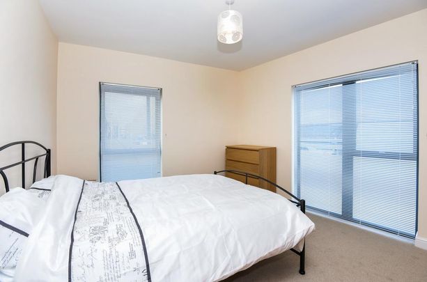 2 bedroom ground floor flat to rent - Photo 1