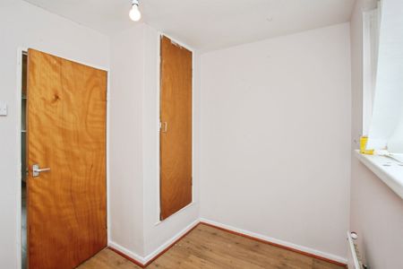 Wyndham Street, Porth - Photo 4