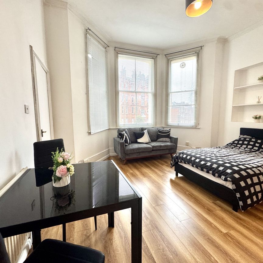Broadhurst Gardens, Finchley Road, London, NW6 - Photo 1
