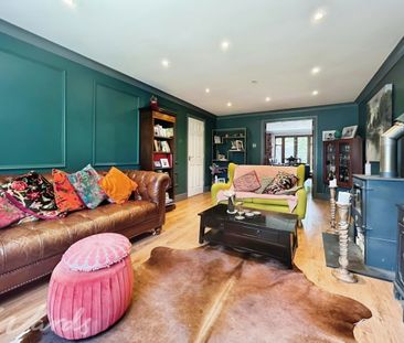 5 bedroom detached house to rent - Photo 2