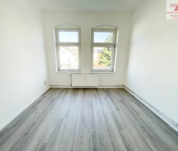 Frisch renoviert – Gemütliche 3-Raum-Wohnung in Aue - Photo 4