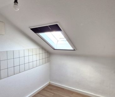 Zentrale Lage mit sehr guter Anbindung an ÖPNV - Photo 1