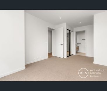 4 Seville View, Altona North, Vic 3025 - Photo 1