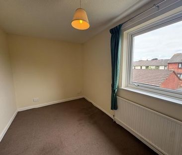 2 bedroom semi-detached house to rent - Photo 3