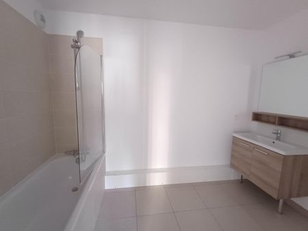 location Appartement T4 DE 80.7m² À BOBIGNY - Photo 5