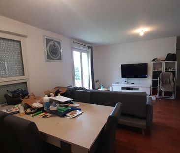 Location Appartement 4 pièces 73m² LONGUEAU 80330 - Photo 3