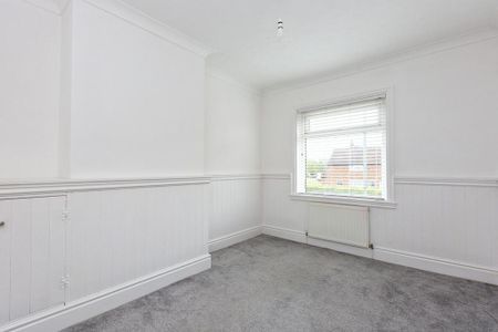 3 bedroom terraced house to rent - Photo 2
