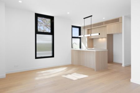 Premium Brand New Two Bedroom Apartment - Photo 3