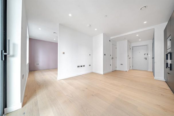 Studio to rent - Photo 1