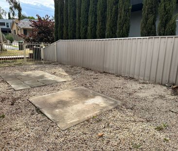 1/4 Barney Street North Bendigo VIC - Photo 1