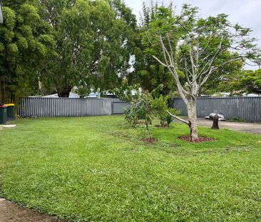 3 BEDROOM GROUND FLOOR DUPLEX - WATER AND ELECTRICITY INCLUDED IN T... - Photo 4