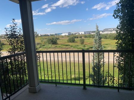 104 221F Lake Street - Photo 5