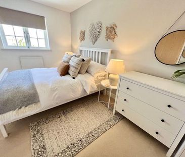 3 bedroom detached house to rent - Photo 3