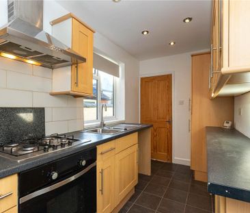 2 bedroom terraced house to rent - Photo 5