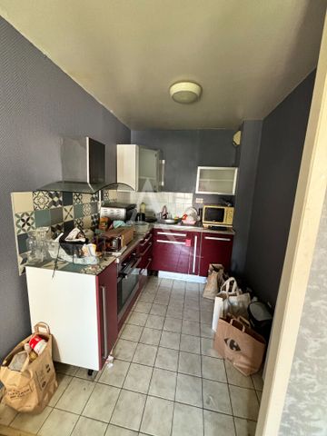 Location Appartement 2 pièces 46m² - Photo 3