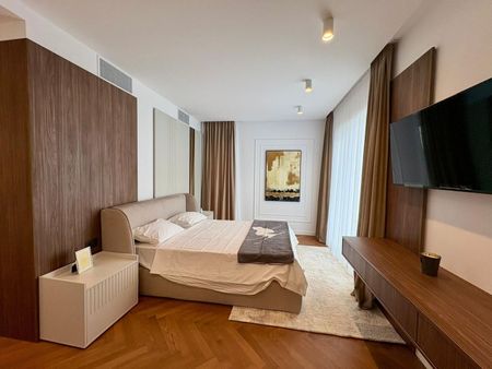 Luxury 4-room Villa - Tunari - Photo 3