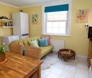 Cambria Court Room B - Photo 1