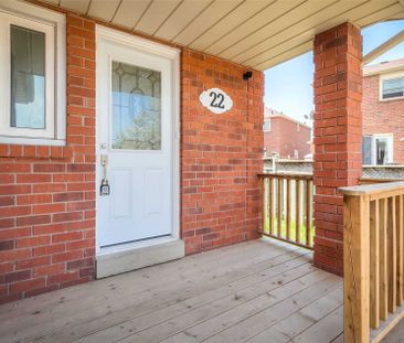 For Lease - 22 Weatherup Crescent, Barrie, Ontario - Photo 1