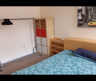 Room in a Shared Flat, Copland Road, G51 - Photo 5